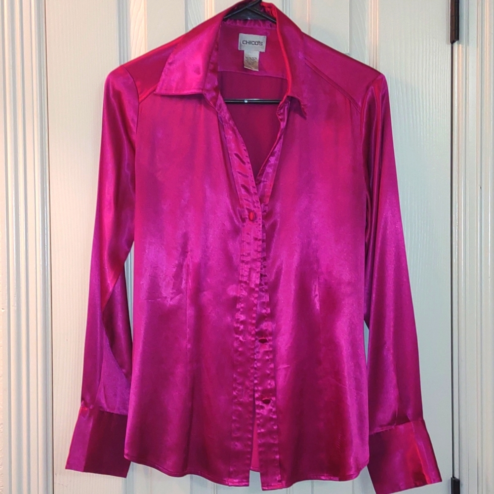 Chico's fuchsia pink polyester blend beautiful blouse size 0!